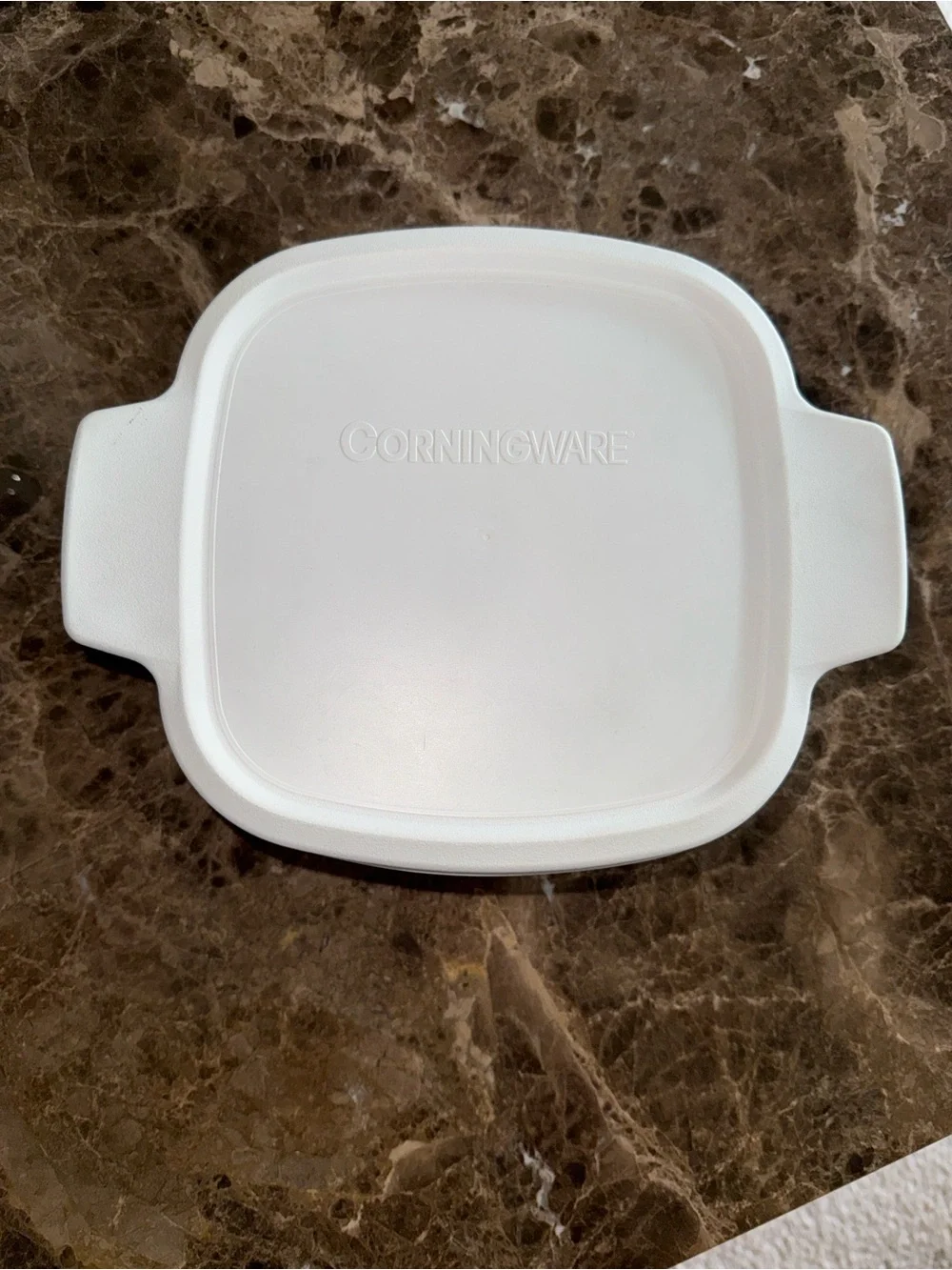 Cornflower Blue by CORNING  WARE 1 3/4  Quart Square Casserole with Lid